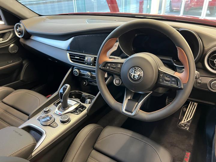 GIULIA 2.0 TURBO INTENSA