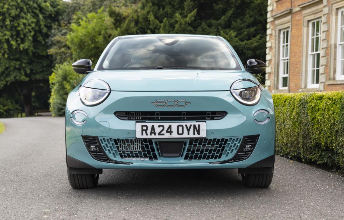 新型車FIAT600Hybrid 特別内覧会