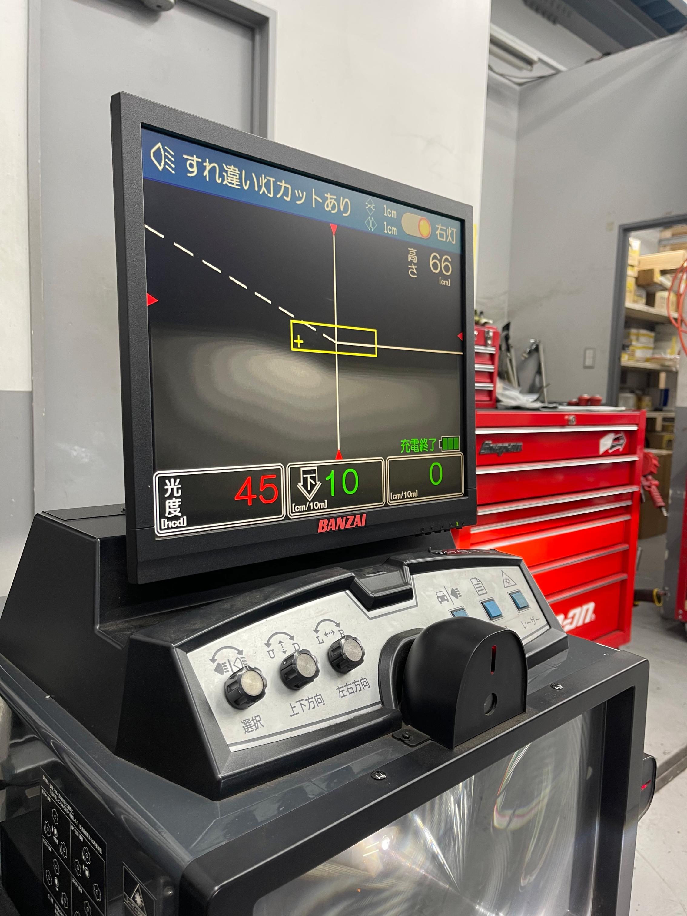 ヘッドライトテスター｜ジープ江戸川スタッフブログ｜Jeep Official