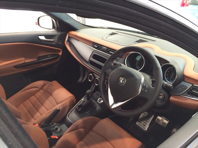 AlfaRomeo Giulietta 105th Anniversary モデル|アルファ ロメオ小山スタッフブログ|Alfa Romeo Official Dealer Site AlfaRomeo Giulietta 105th Anniversary モデル|アルファ ロメオ小山スタッフブログ|Alfa Romeo Official Dealer Site
