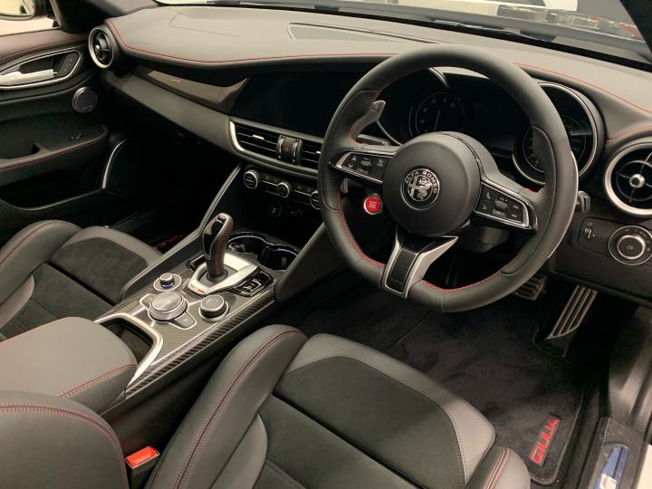 GIULIA 2.9 V6 BI-TURBO QUADRIFOGLIO