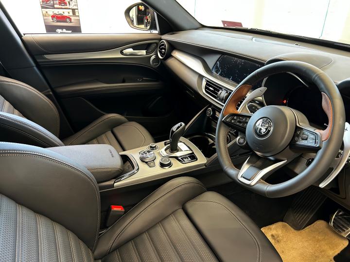 STELVIO 2.0 TURBO Q4 INTENSA