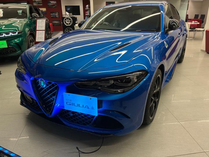 GIULIA QUADRIFOGLIO ESTREMA