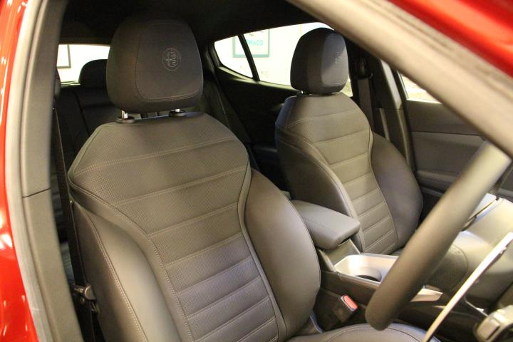 TONALE PLUG-IN HYBRID Q4 VELOCE