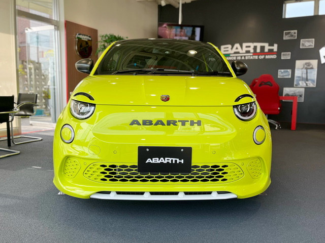 ABARTH 500e Scorpionissima Hatchback