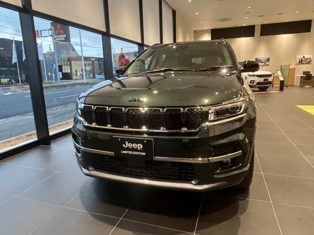 Commander Track Edition