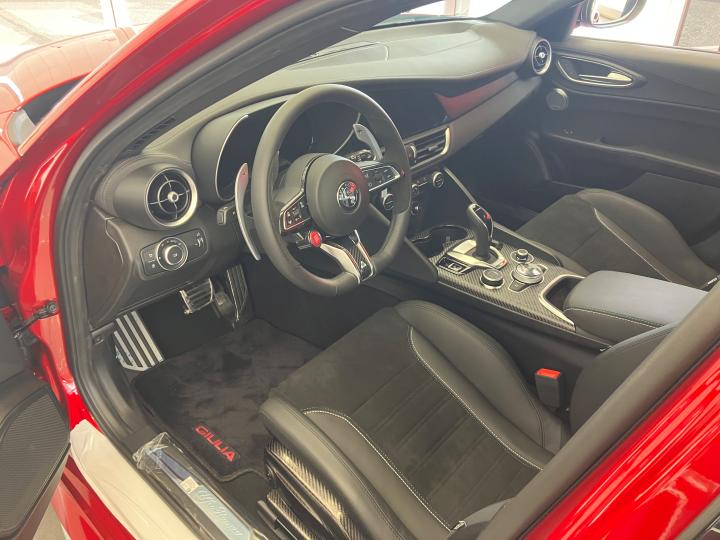 GIULIA 2.9 V6 BI-TURBO QUADRIFOGLIO