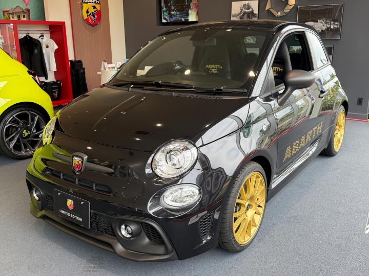 ABARTH 695 75° ANNIVERSARIO