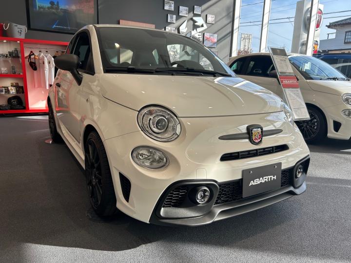 ABARTH 695 Competizione MT LHD