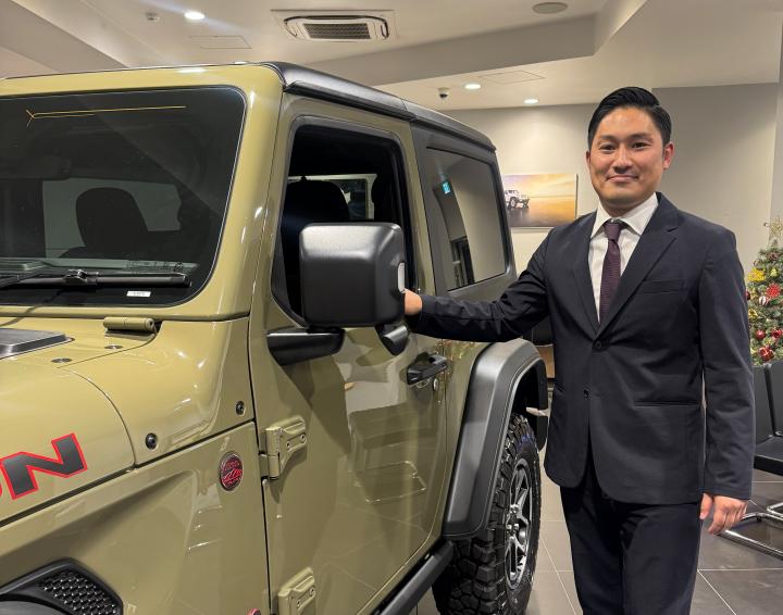 セールススタッフ 佐々木　勇輔