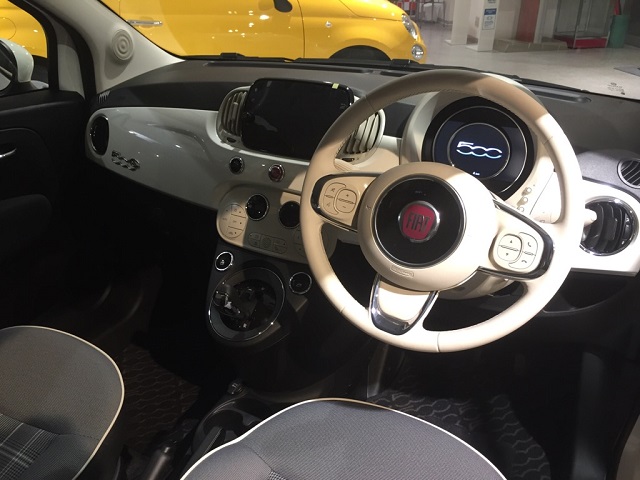 オートペイントデポフィアット500パールホワイトトリコート用タッチアップ塗料PWH/KWH (全年全モデル)クリアコート付ワンパイント