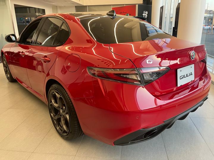 GIULIA TRIBUTO ITALIANO
