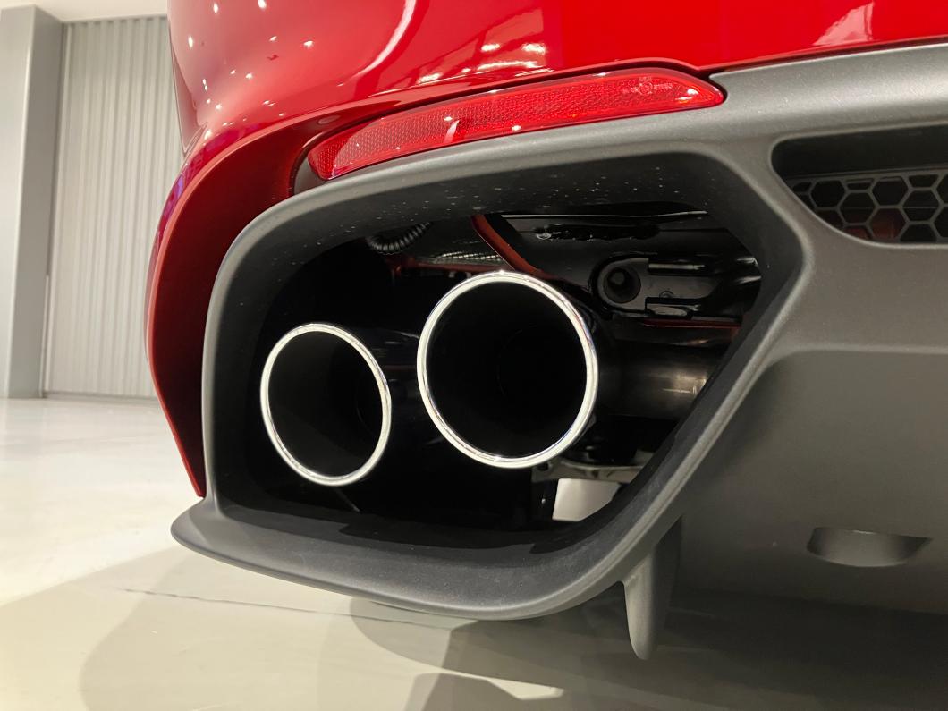 世界に一台？！超貴重な新車のジュリア クアドリフォリオをご紹介