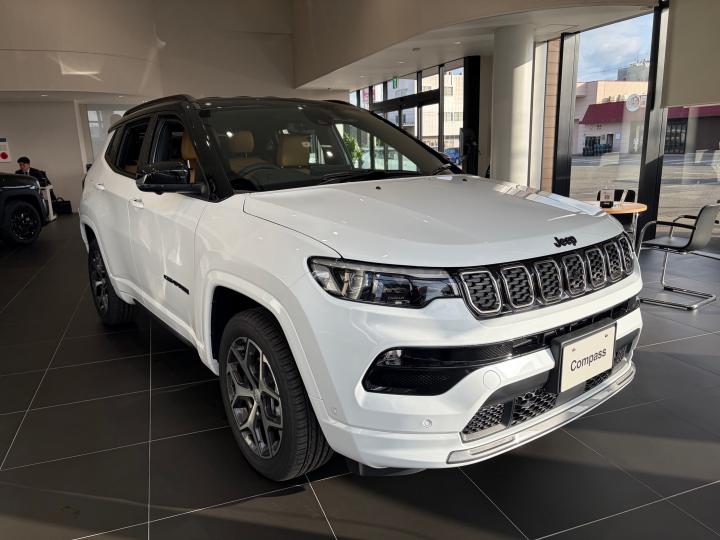 Compass Track Edition