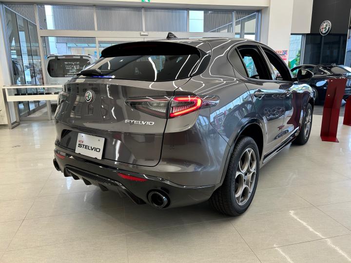 STELVIO 2.0 TURBO Q4 SPRINT