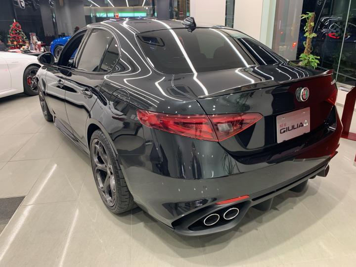 GIULIA 2.9 V6 BI-TURBO QUADRIFOGLIO