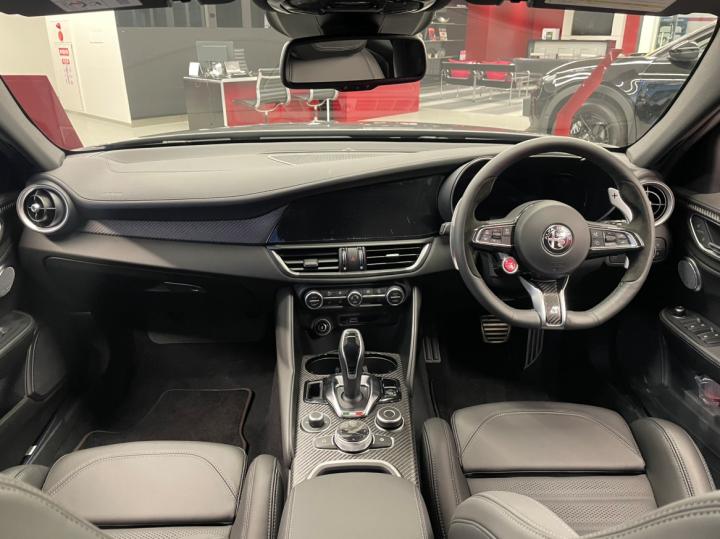 GIULIA QUADRIFOGLIO ESTREMA