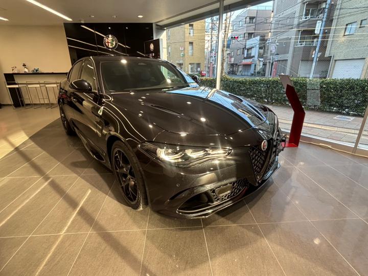 GIULIA QUADRIFOGLIO ESTREMA