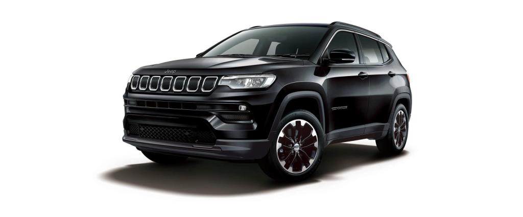 新しい展示車が入庫しました!!｜ジープ熊本スタッフブログ｜Jeep