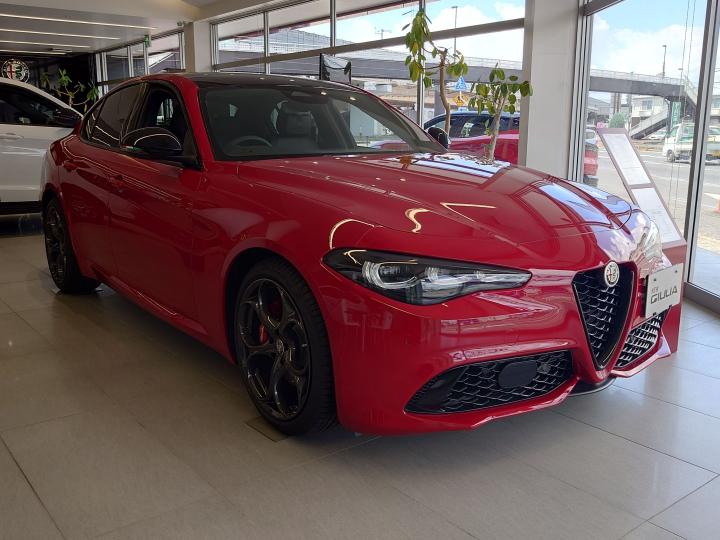 GIULIA TRIBUTO ITALIANO