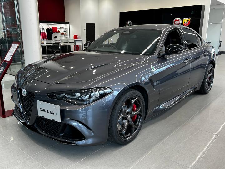 GIULIA 2.9 V6 BI-TURBO QUADRIFOGLIO