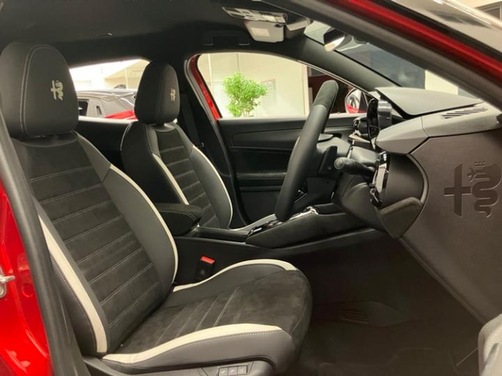 JUNIOR Ibrida SPORT SPECIALE