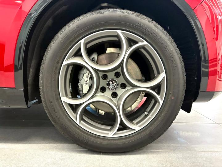 STELVIO 2.0 TURBO Q4 SPRINT