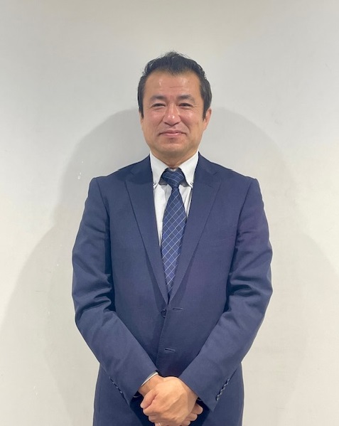 セールススタッフ 稲澤　信弥