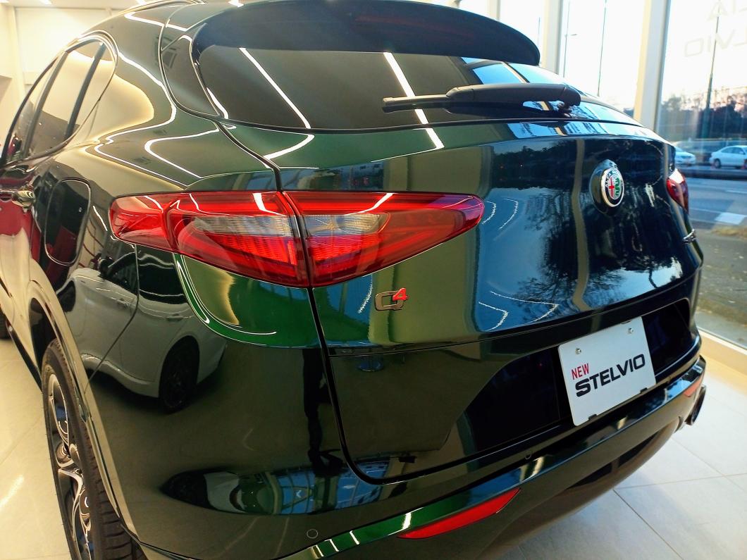 ステルヴィオ・ヴィスコンティエディション｜アルファ ロメオ浜松