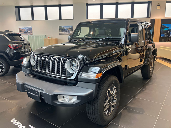 New Jeep Wrangler（JL） Unlimited Sahara Power Side Step