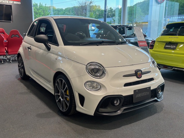 ABARTH 695 Turismo MTA RHD