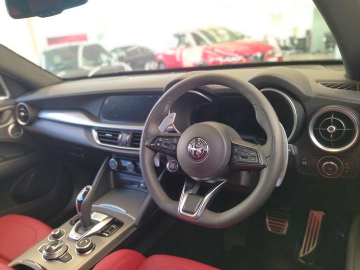 STELVIO 2.0 TURBO Q4 VELOCE