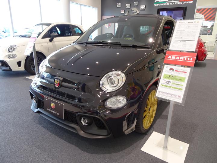 ABARTH 695 75° ANNIVERSARIO