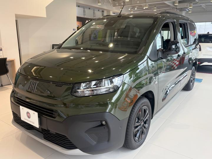 NEW DOBLÒ Maxi Green Color Edition