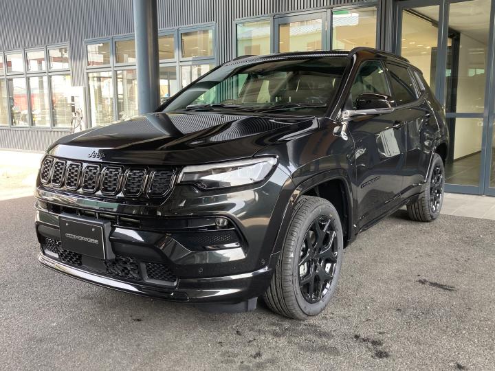 Compass Black Shark（限定車）