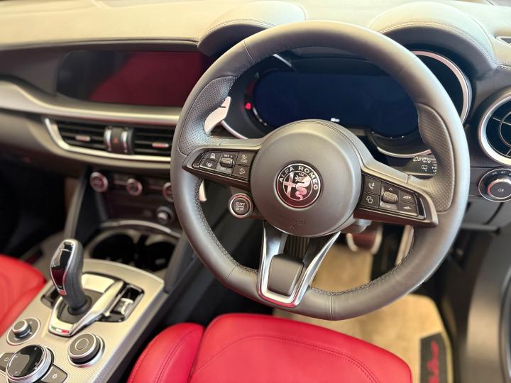 STELVIO 2.2 TURBO DIESEL Q4 VELOCE