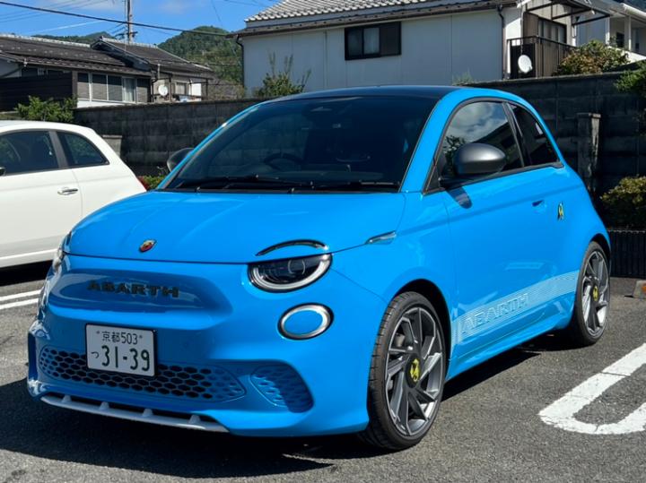 ABARTH 500e Scorpionissima Hatchback