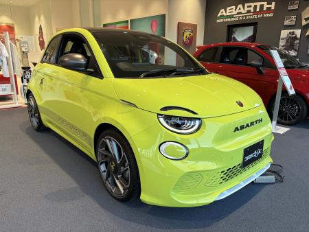 ABARTH 500e Scorpionissima Hatchback