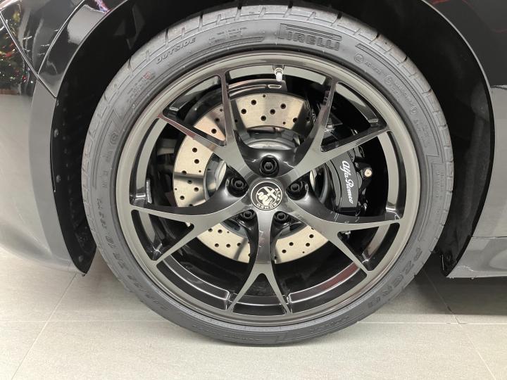 GIULIA QUADRIFOGLIO ESTREMA