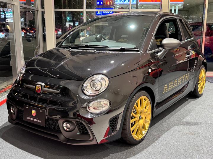 ABARTH 695 75° ANNIVERSARIO