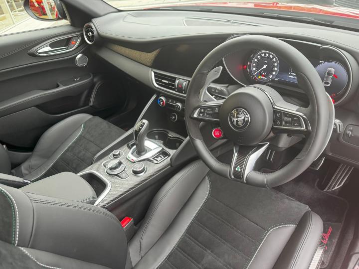 GIULIA 2.9 V6 BI-TURBO QUADRIFOGLIO