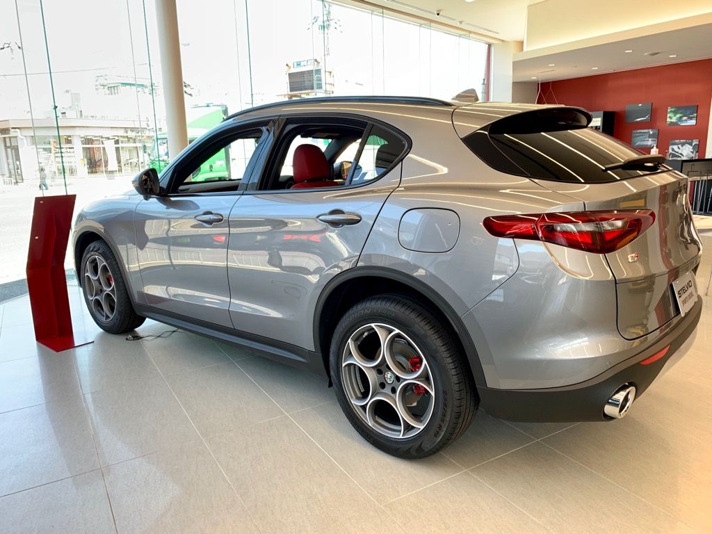 Stelvio + ローダウンスプリング｜アルファ ロメオ神戸西スタッフブログ｜Alfa Romeo Official Dealer Site