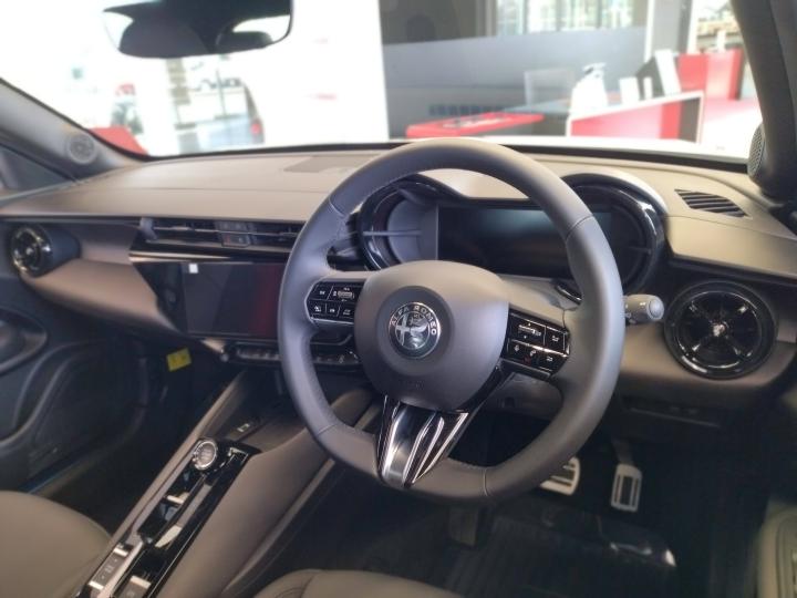 JUNIOR Ibrida Edizione Bianco