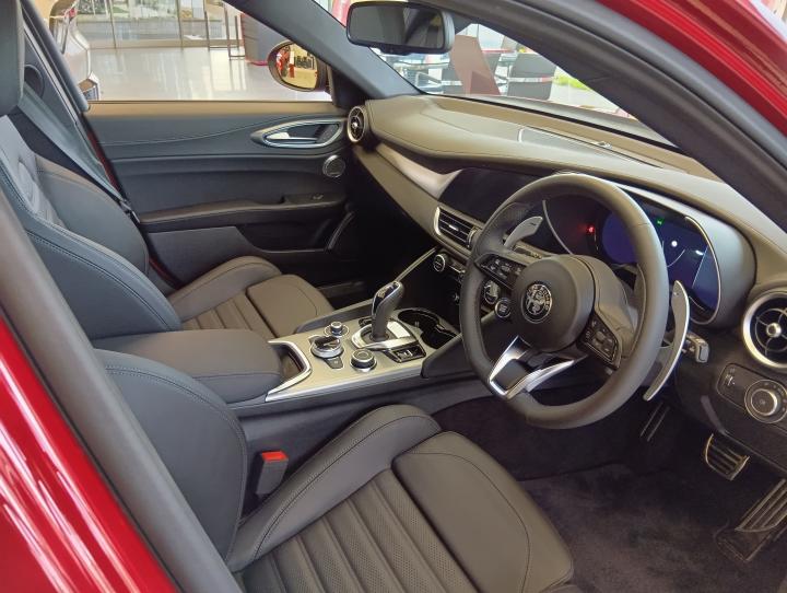 GIULIA 2.0 TURBO VELOCE