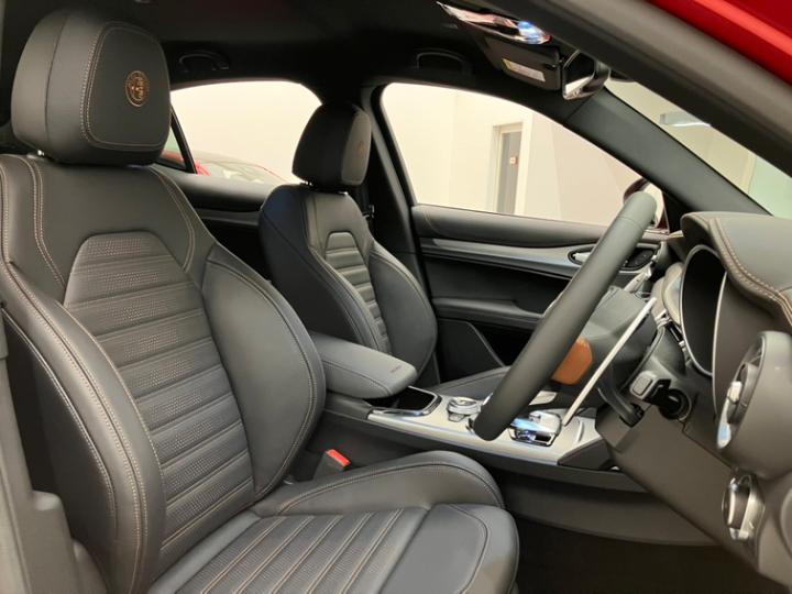 STELVIO 2.0 TURBO Q4 INTENSA