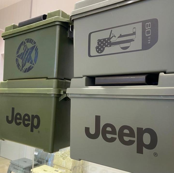 Jeep ツールBOX（80周年記念ロゴ入り）