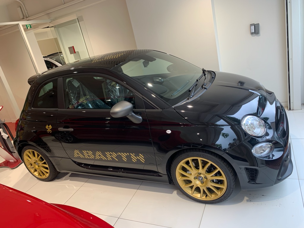 限定車☆ABARTH 695 75゜ANNIVERSARIOご紹介＆デビューフェア開催