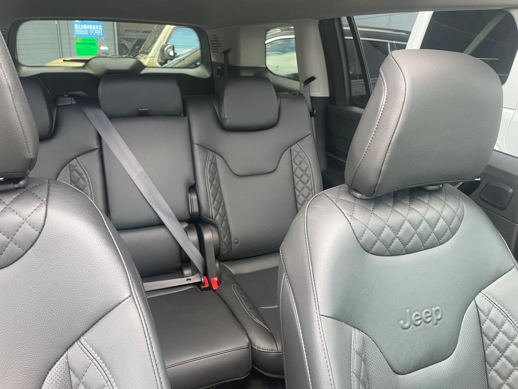 コマンダーをご紹介！その②インテリア編｜ジープ札幌琴似スタッフ