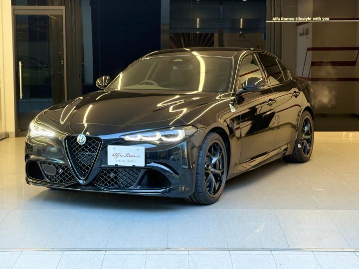 GIULIA QUADRIFOGLIO ESTREMA