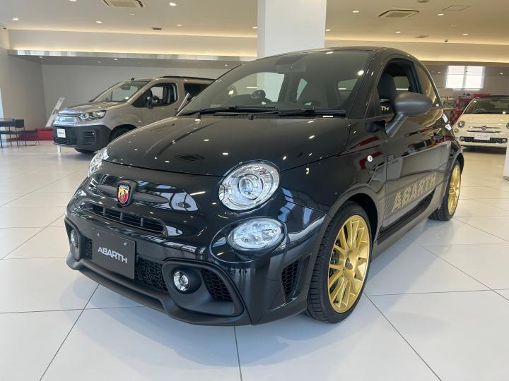 ABARTH 695 75° ANNIVERSARIO